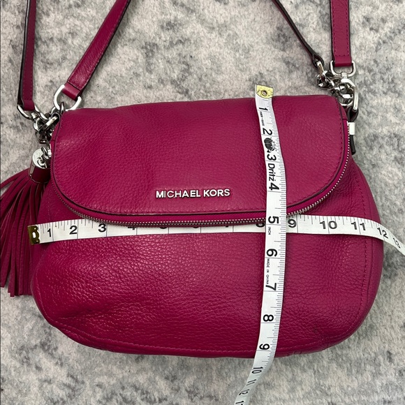 MICHAEL KORS BEDFORD PEBBLED LEATHER FLAP OVER SHOULDER BAG FUSCHIA CROSSBODY - Picture 17 of 17